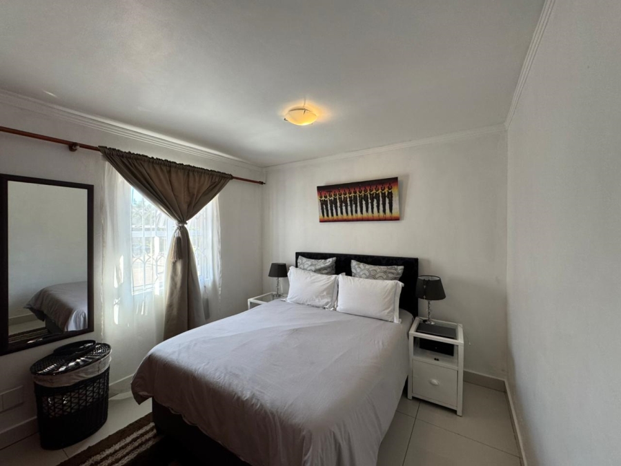 To Let 2 Bedroom Property for Rent in Royal Ascot Western Cape